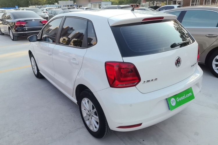 Volkswagen Polo 2015 #5 Volkswagen Polo 2015 car image #5