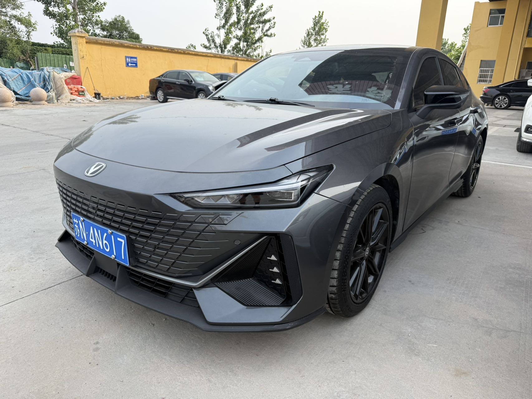 Changan UNI-V 2024 car image 