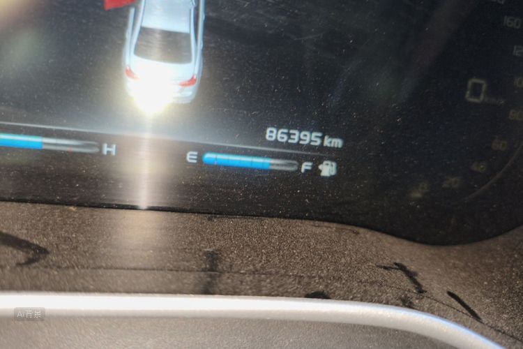 GEELY Emgrand 2019 car image #14