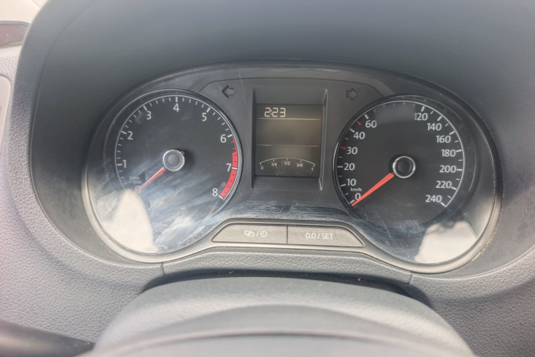 Volkswagen Polo 2016 #17 Volkswagen Polo 2016 car image #17