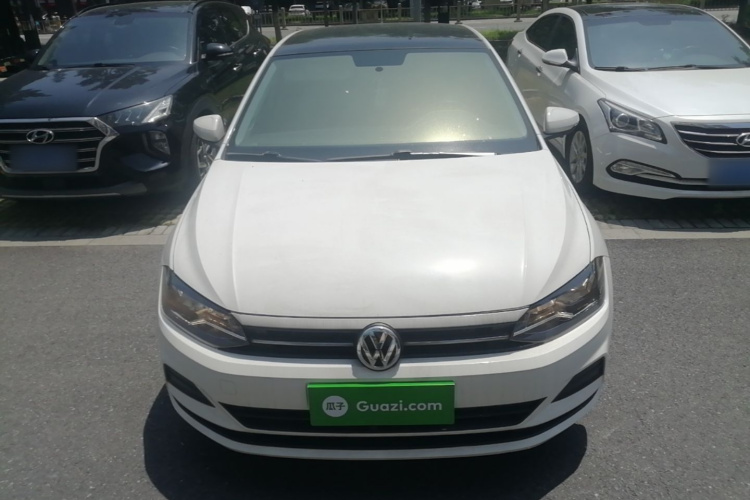 Volkswagen Polo 2020 car image #3