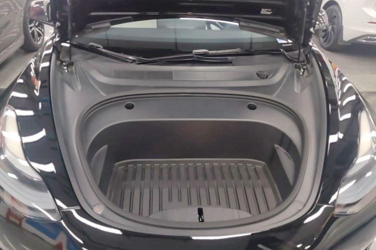 Tesla Model 3 2023 immagine di auto #20