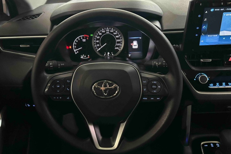 Toyota Corolla Cross 2023 #11 Toyota Corolla Cross 2023 car image #11