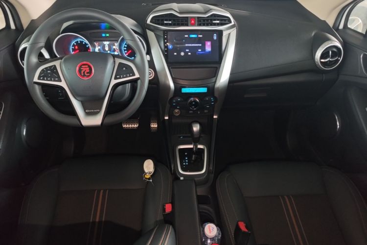 BYD Yuan 2017 #10 BYD Yuan 2017 car image #10