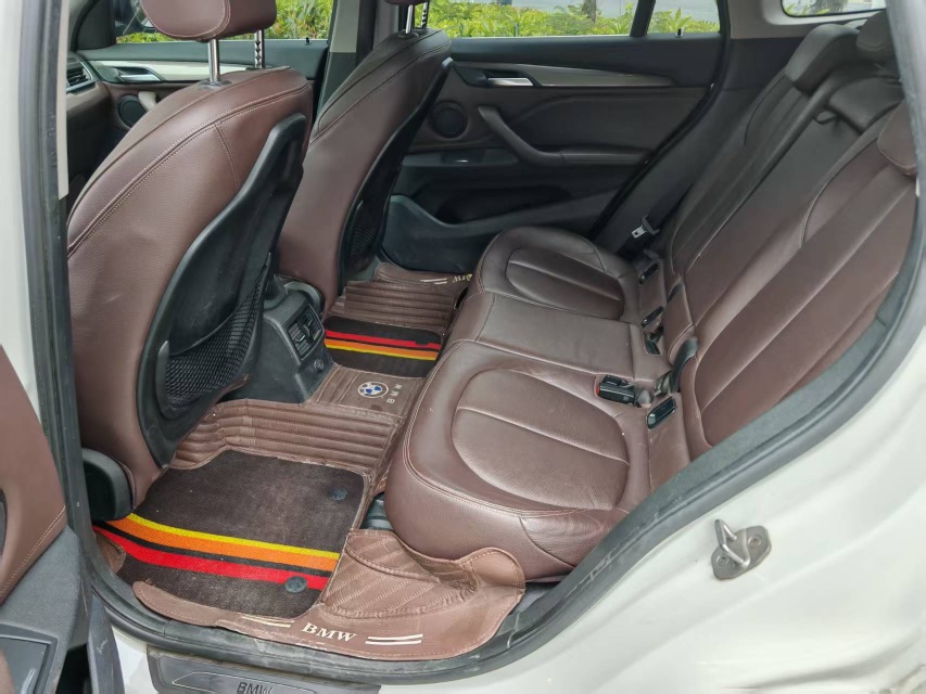 BMW X1 2018 #4 BMW X1 2018 car image #4