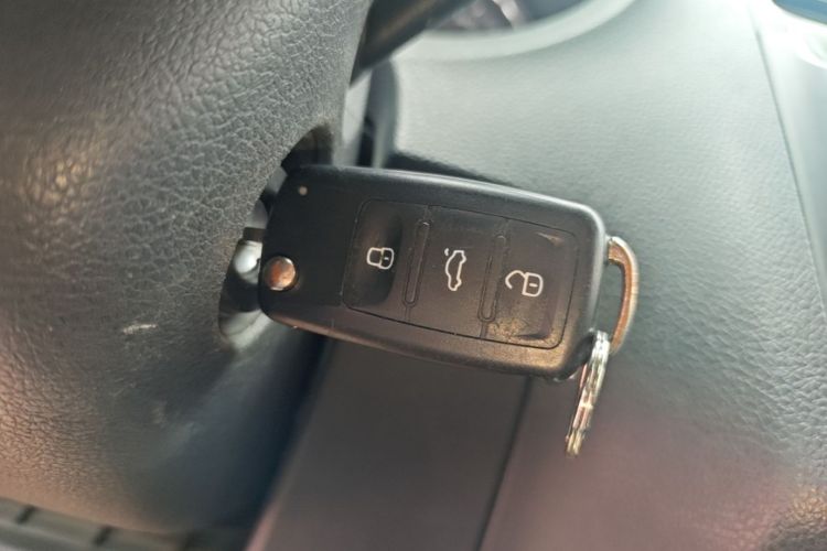 Volkswagen Polo 2017 #9 Volkswagen Polo 2017 car image #9