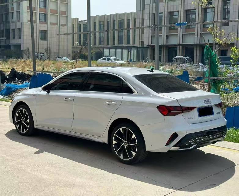 Audi A3 2025 immagine di auto #4