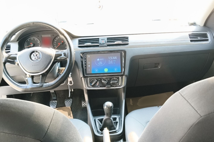Volkswagen Santana 2017 #10 Volkswagen Santana 2017 car image #10
