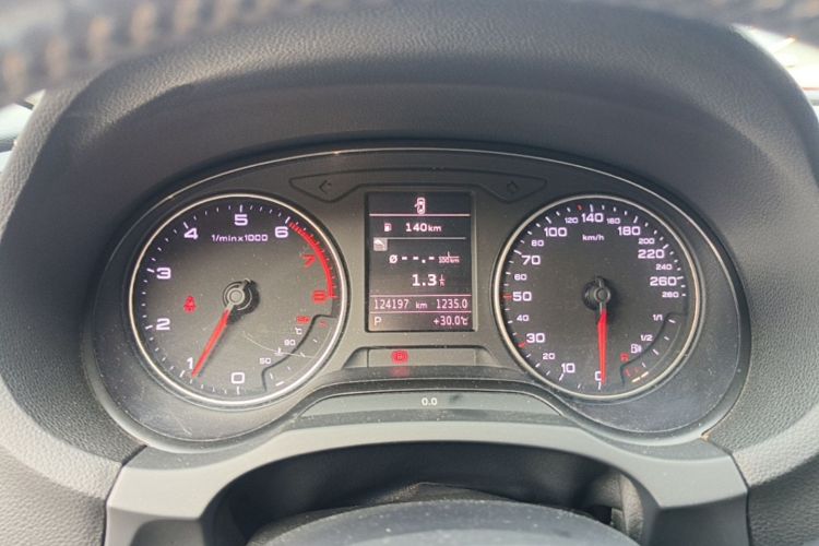 Audi A3 2015 صورة سيارة #12