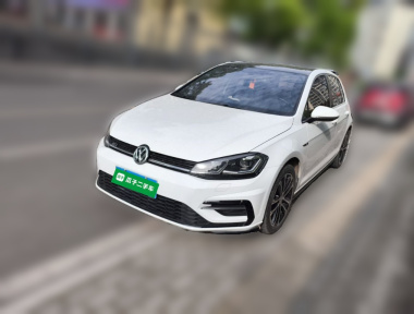 Volkswagen Golf 2018 car image 