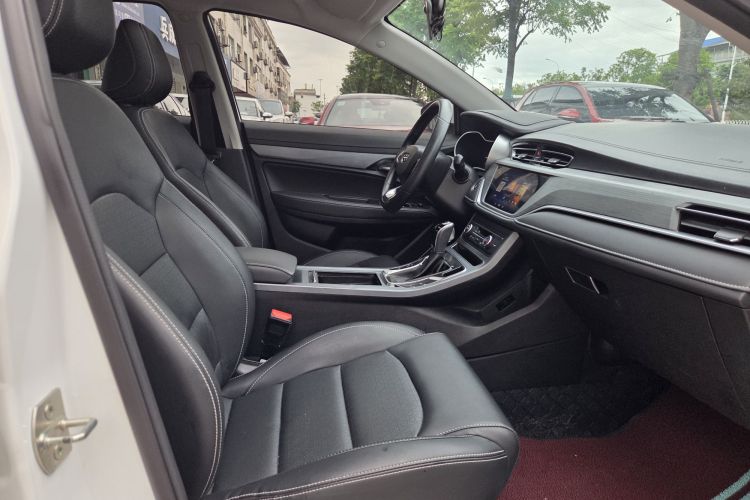 GEELY Emgrand 2021 #11 GEELY Emgrand 2021 car image #11