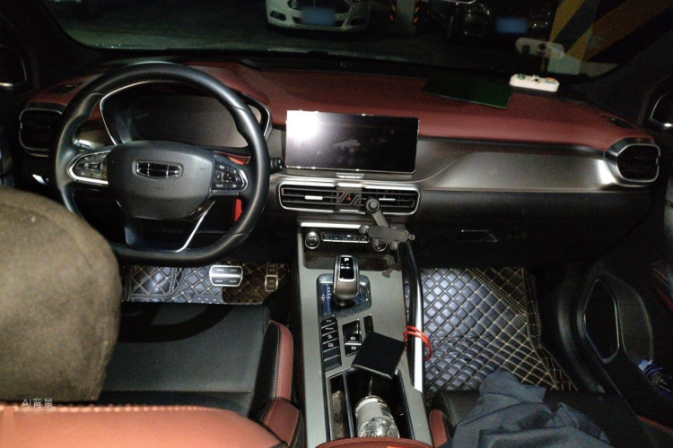 GEELY Coolray 2021 immagine di auto #11