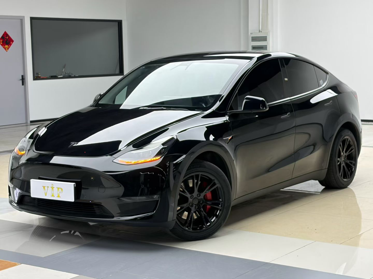 Tesla Model Y 2022 Tesla Model Y 2022 car image