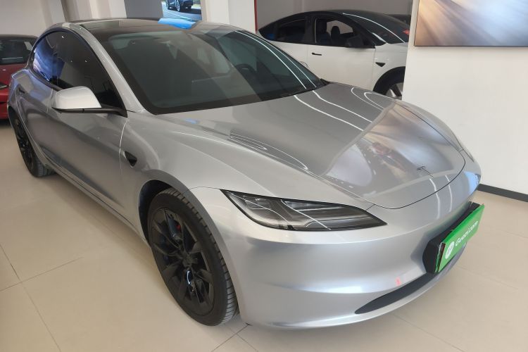 Tesla Model 3 2025 #4 Tesla Model 3 2025 car image #4