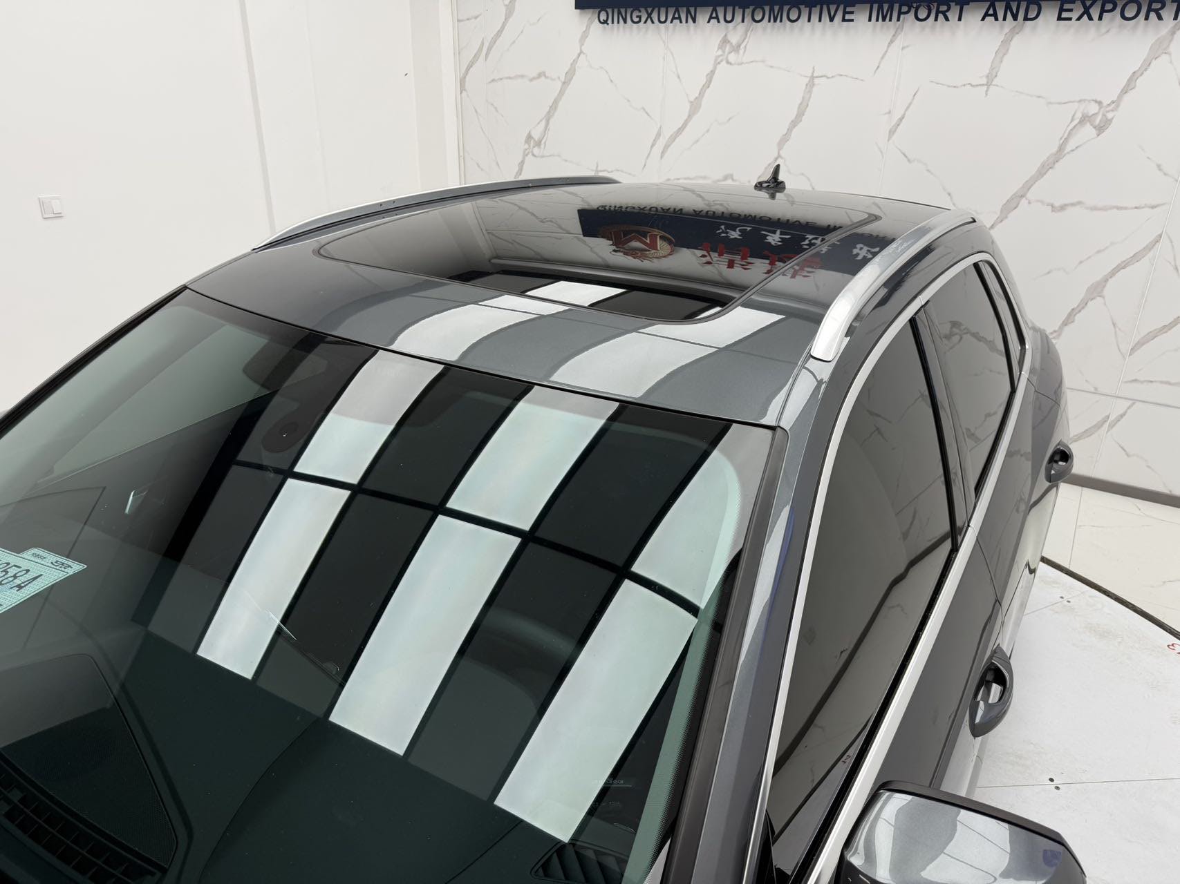 Audi Q3 2022 car image #7