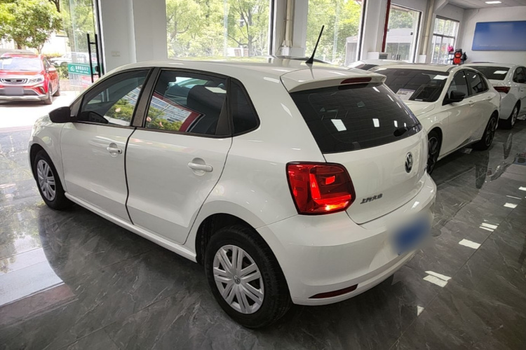 Volkswagen Polo 2016 #5 Volkswagen Polo 2016 car image #5