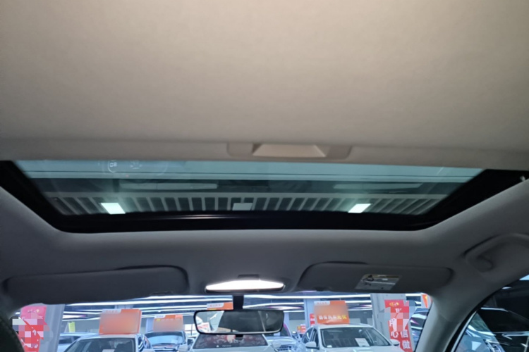 GEELY Emgrand 2022 #18 GEELY Emgrand 2022 car image #18