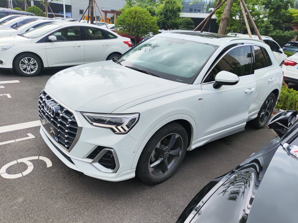 2022 imagem de carro 
