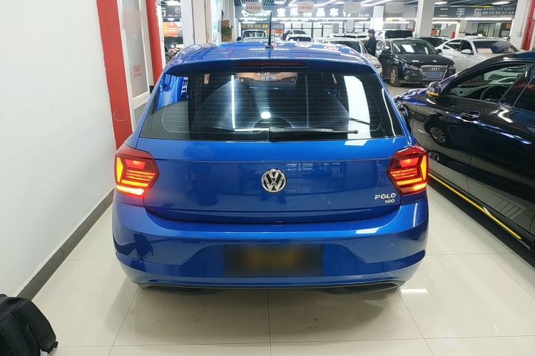 Volkswagen Polo 2021 car image #6