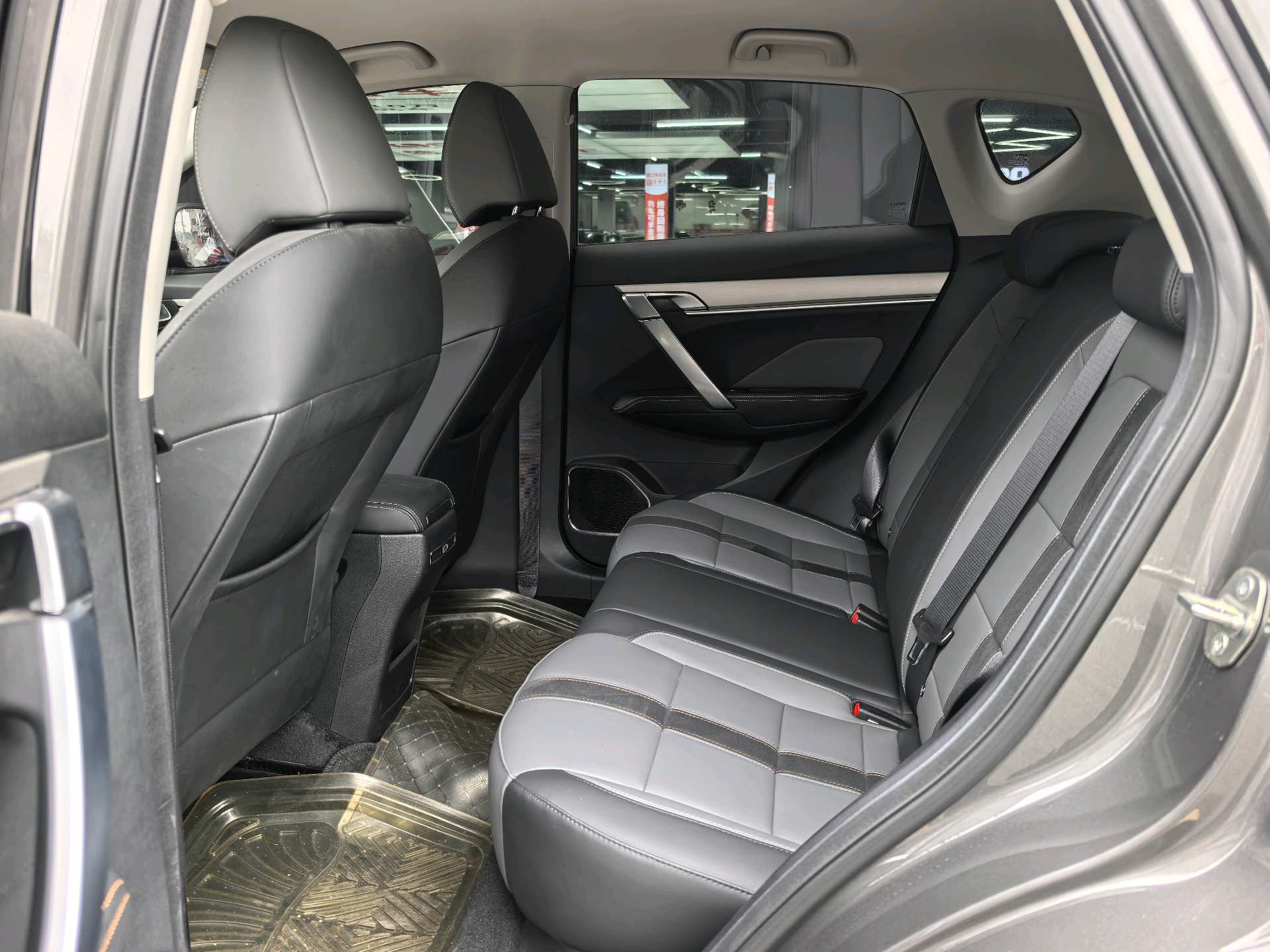 GEELY Coolray 2024 imagen de coche #6