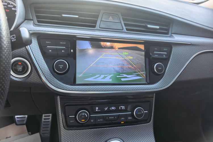 GEELY Emgrand GS 2018 car image #20