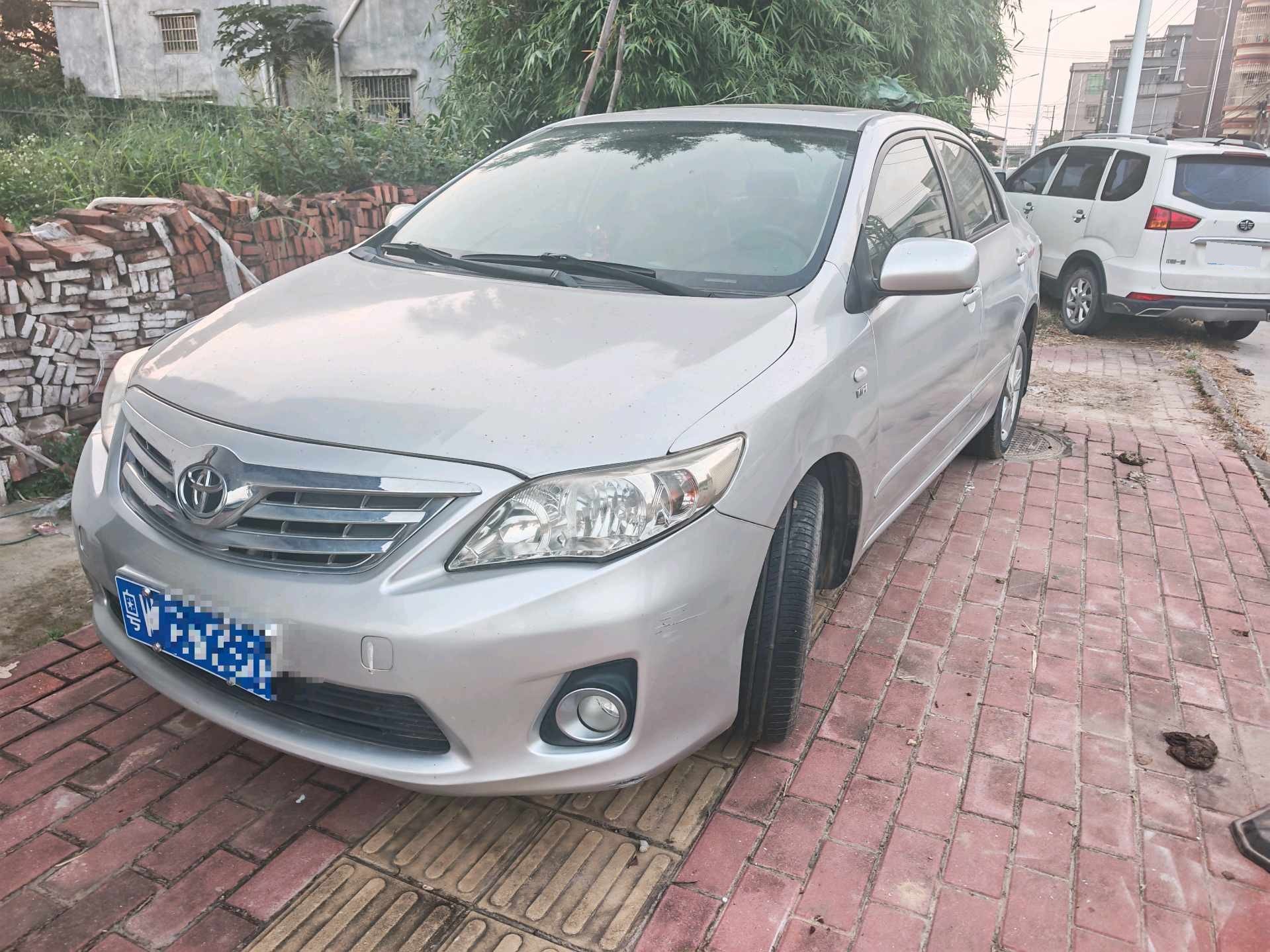 Toyota Corolla 2011 Toyota Corolla 2011 car image