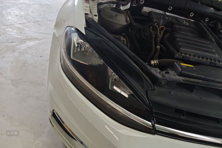 Volkswagen Golf 2018 car image #8