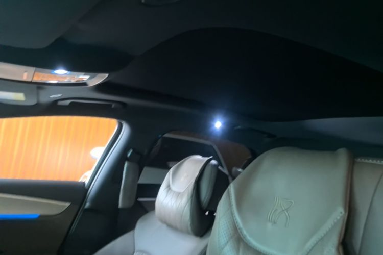 BYD Han 2024 car image #18