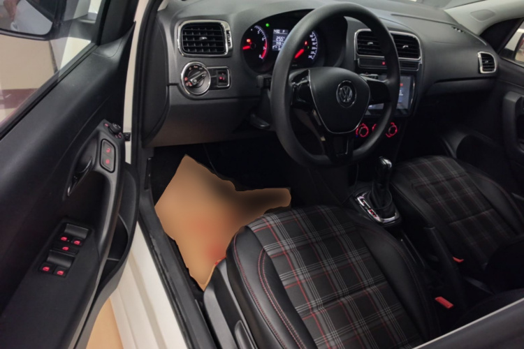 Volkswagen Polo 2018 #16 Volkswagen Polo 2018 car image #16