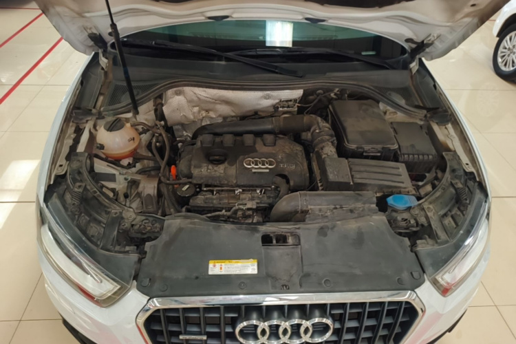 Audi Q3 2015 #22 Audi Q3 2015 car image #22