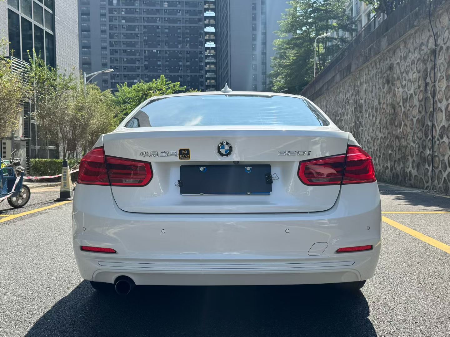 BMW 3 Series 2016 immagine di auto #9