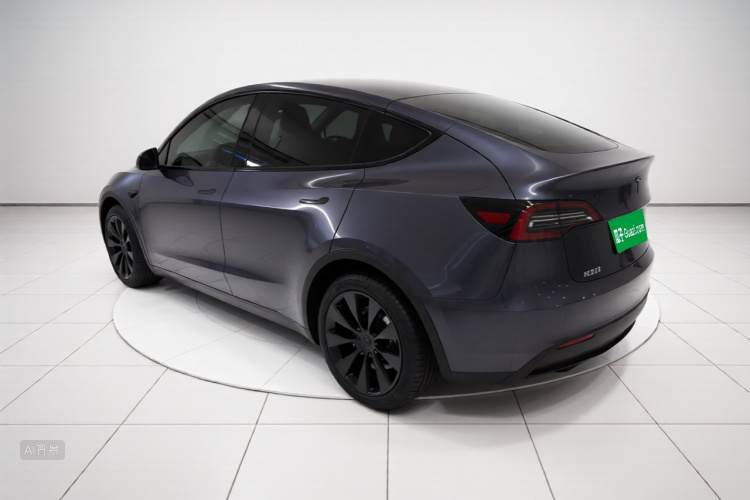 Tesla Model Y 2023 #5 Tesla Model Y 2023 car image #5