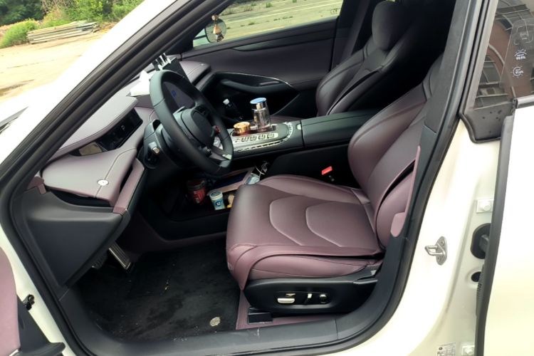 MI SU7 2025 car image #15