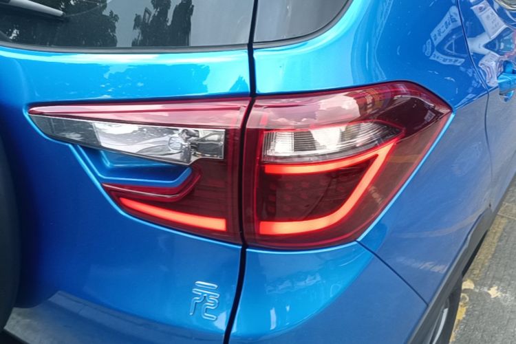 BYD Yuan New Energy 2019 #8 BYD Yuan New Energy 2019 car image #8