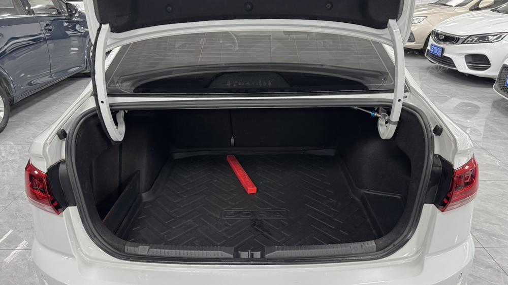 Volkswagen Bora 2023 #23 Volkswagen Bora 2023 صورة سيارة #23
