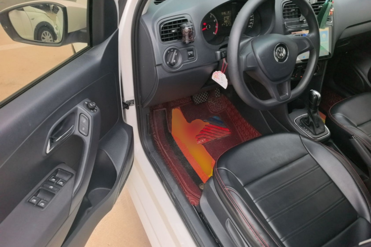 Volkswagen Polo 2017 #16 Volkswagen Polo 2017 car image #16