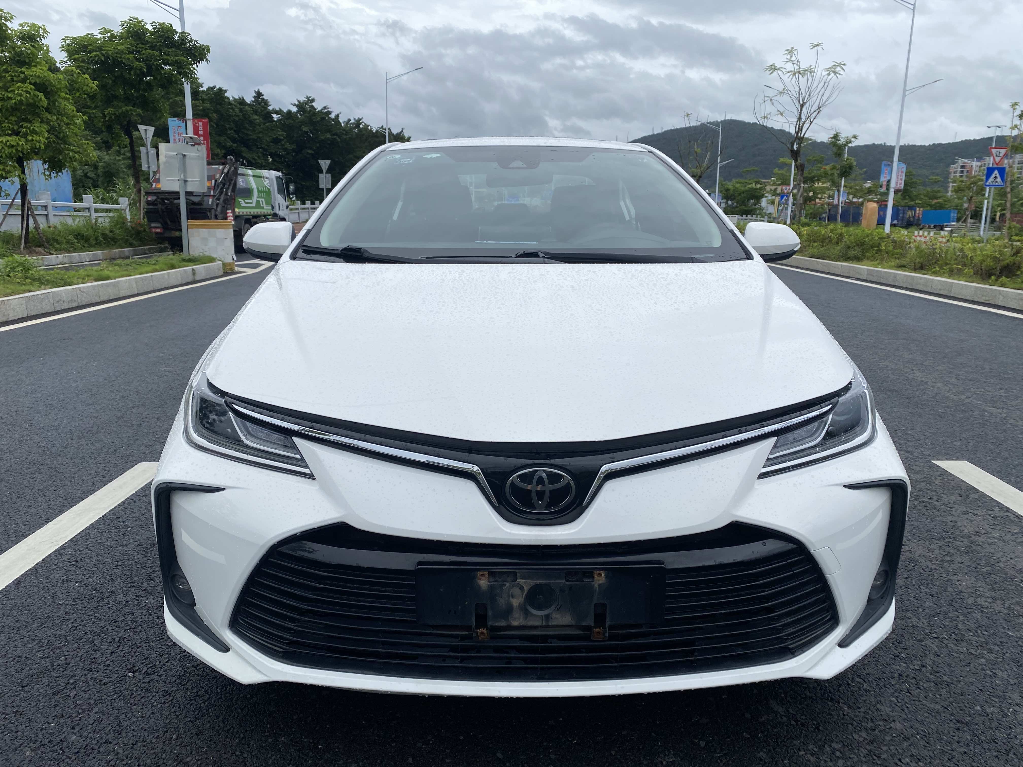 Toyota Corolla 2023 immagine di auto #5