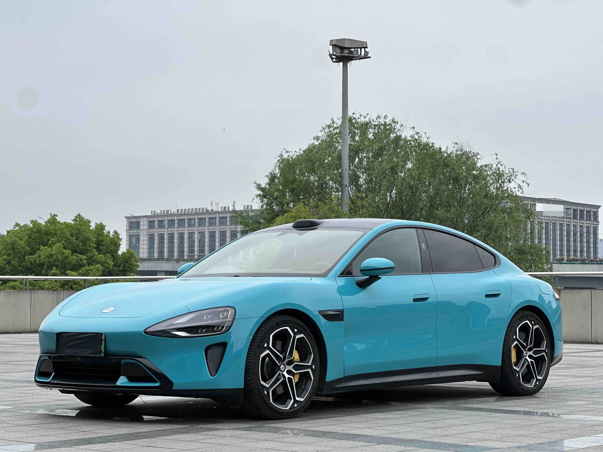 MI SU7 2025 汽车图片 