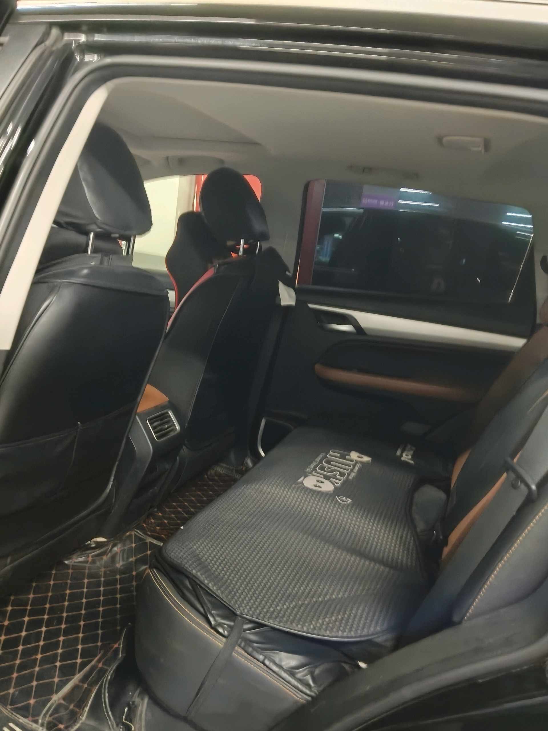 GEELY Vision X6 2019 car image #4