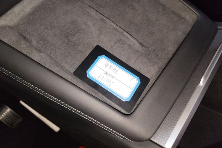 Tesla Model 3 2024 car image #9