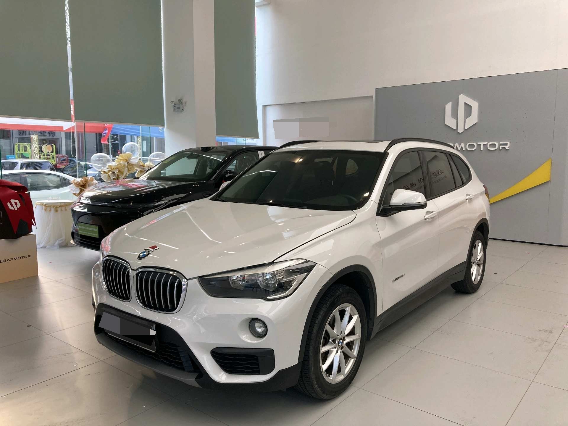 BMW X1 2017 car image 