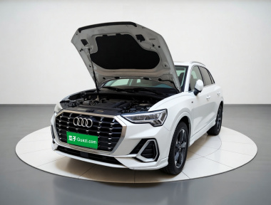 Audi Q3 2019 car image 