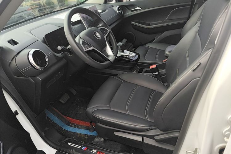 BYD Yuan New Energy 2020 car image #15