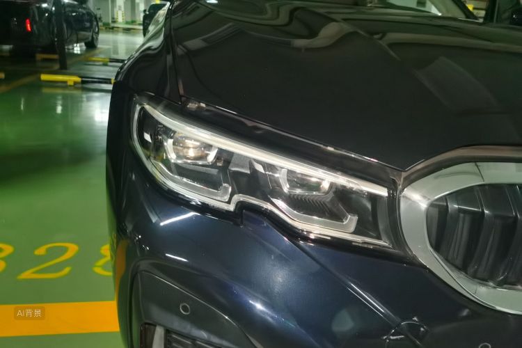 BMW 3 Series 2021 car image #8