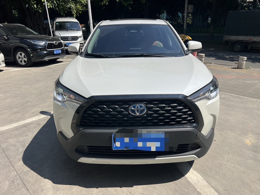 Toyota Corolla Cross 2023 immagine di auto #2