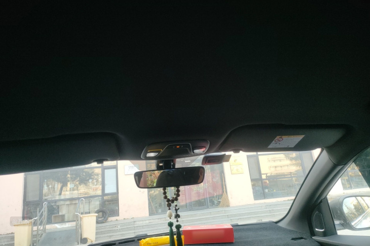 GEELY Coolray 2025 immagine di auto #20