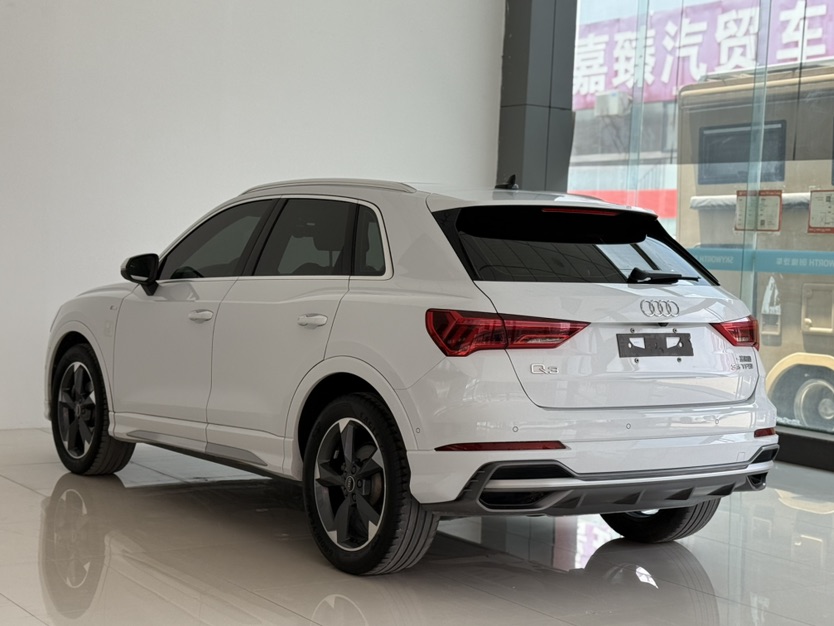Audi Q3 2022 #6 Audi Q3 2022 car image #6