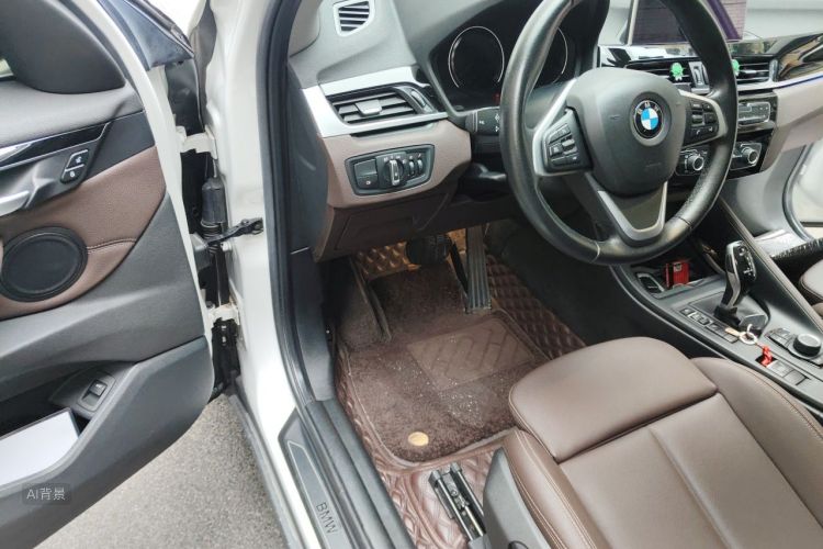 BMW X1 2020 car image #18
