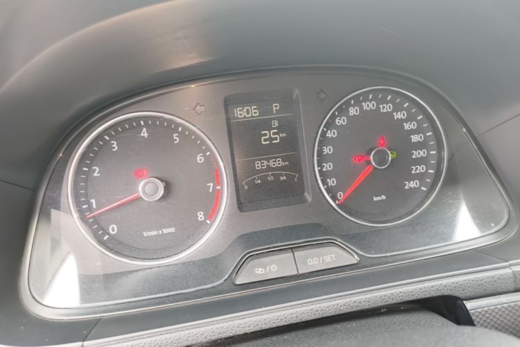 Volkswagen Lavida 2016 car image #12