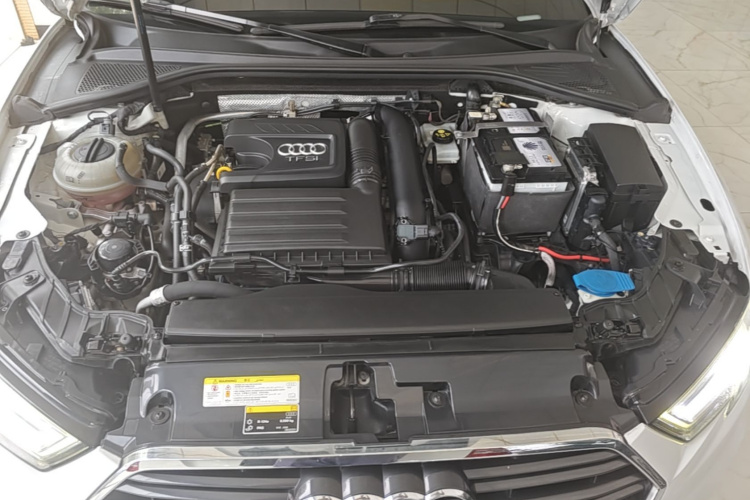 Audi A3 2019 image de voiture #20